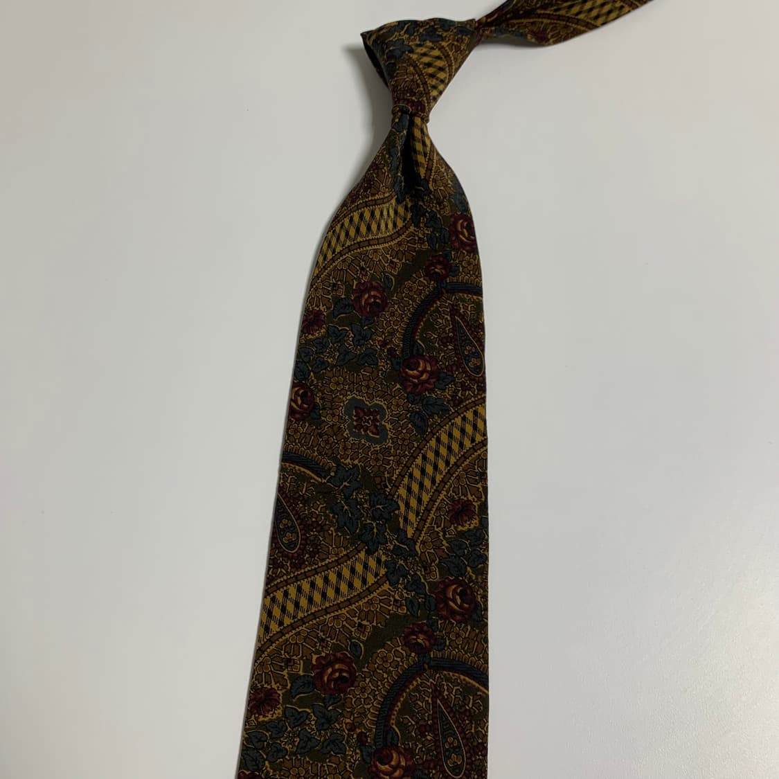 크리스찬 디올(Dior) 페이즐리 명품 이태리넥타이 100실크 9.3cm 상품이미지8