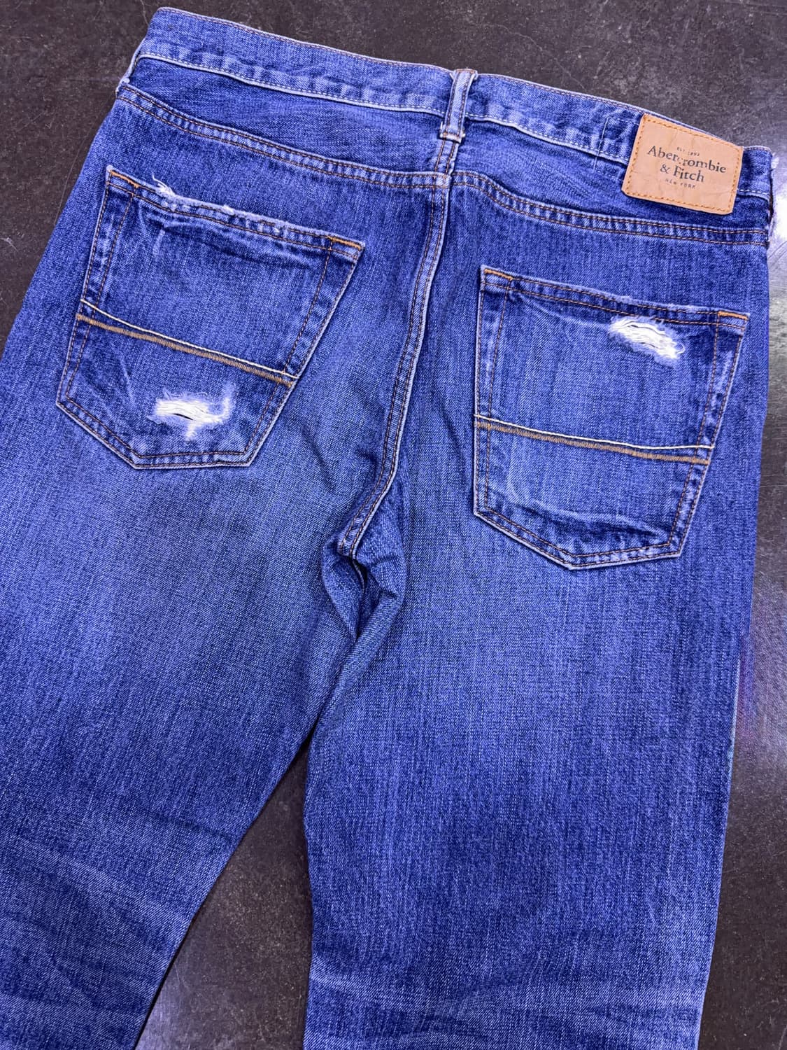 아베크롬비 데미지 킬번 로우 라이즈 부츠컷 플레어 데님팬츠 31 상품이미지8