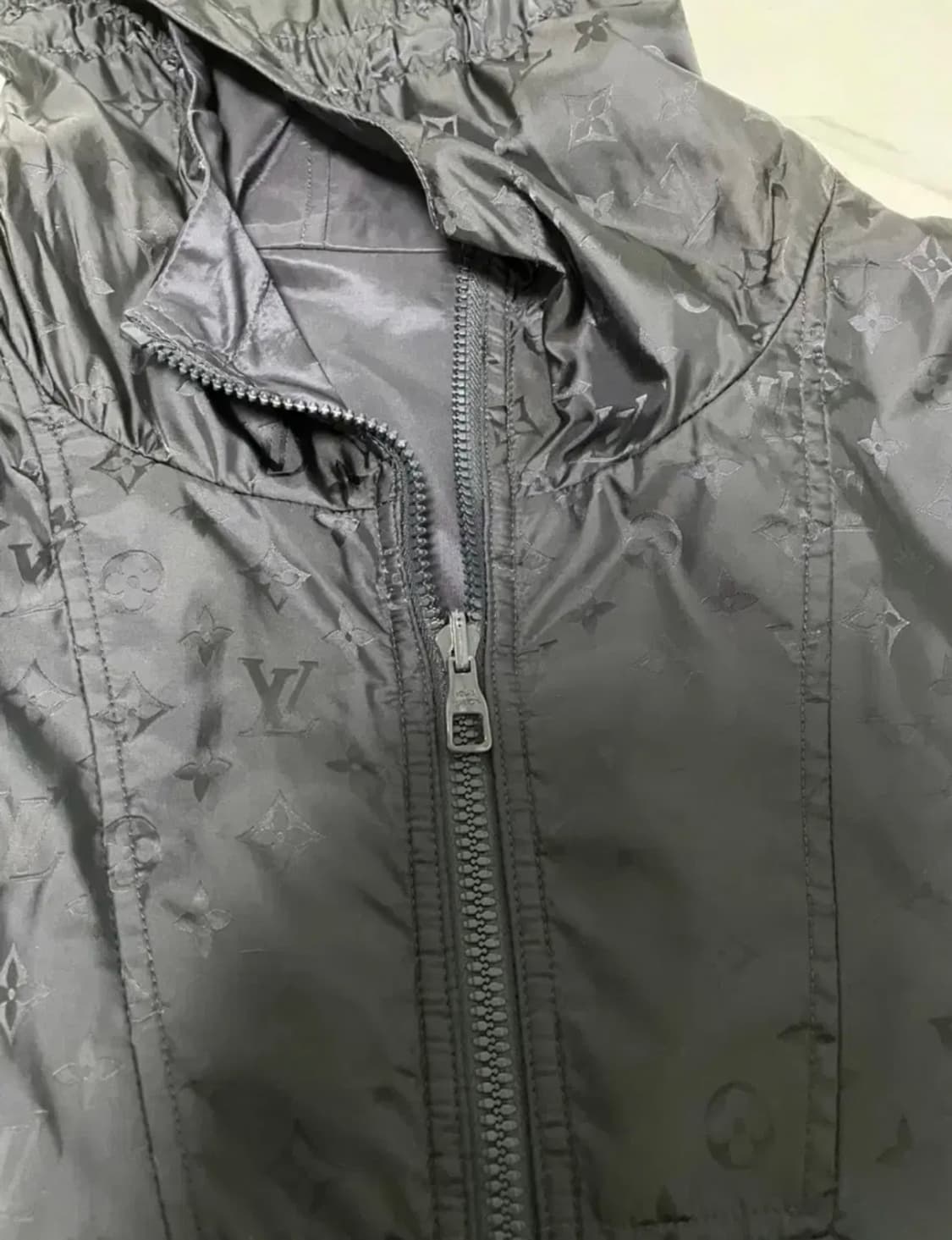 루이비통 모노그램 리버서블 윈드브레이커 자켓 48 백화점택 상품이미지2