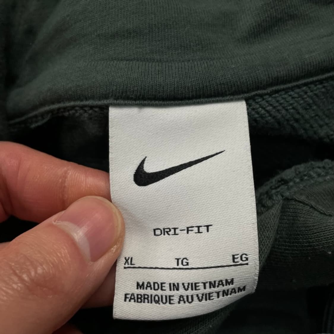 105 나이키 드라이핏 후드티 상품이미지3