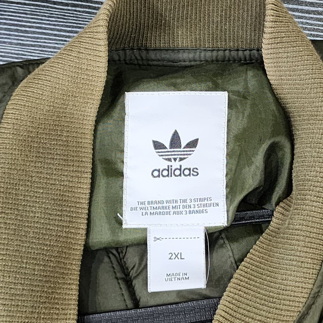 아디다스 오리지널 SST 아웃도어 경량 패딩 상품이미지4