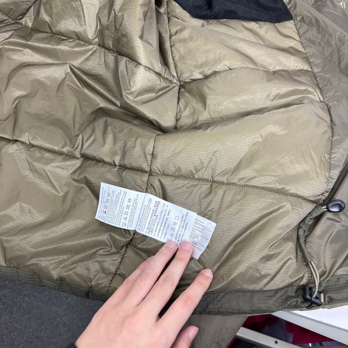L 아크테릭스 카키 리프콜드 경량점퍼 상품이미지9