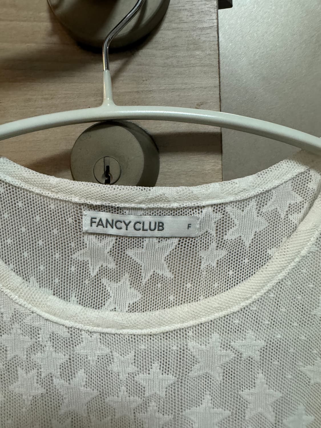 팬시클럽 웨이브 퍼프 레이스 티 (WHITE) 상품이미지4