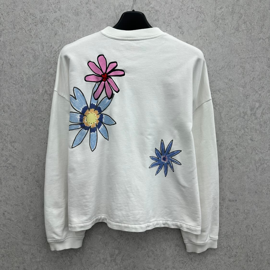 90 MIRA MIKATI 미라미카티 여자 루즈핏 그래픽 맨투맨 상품이미지2