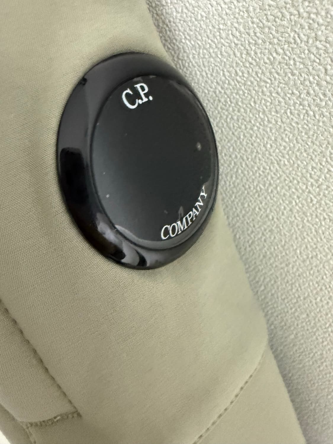 Cp컴퍼니 렌즈 와펜 쉘 후드자켓 상품이미지3