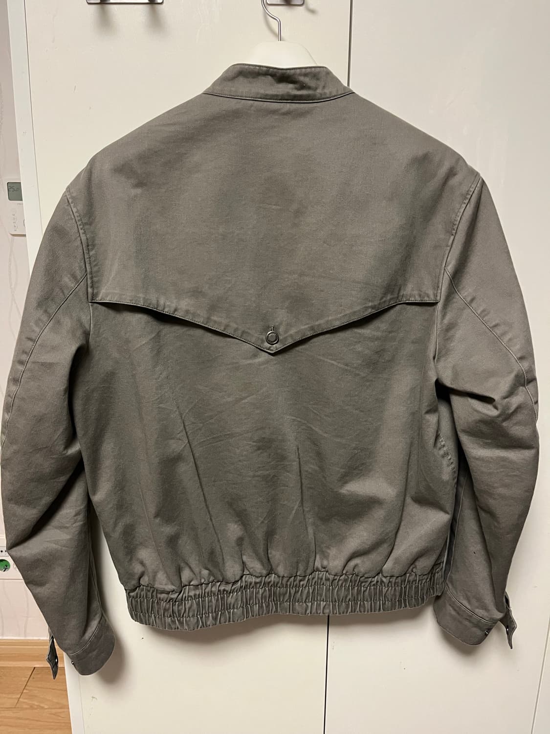 벨리에 세리프 해링턴 자켓 올리브 M사이즈 상품이미지3