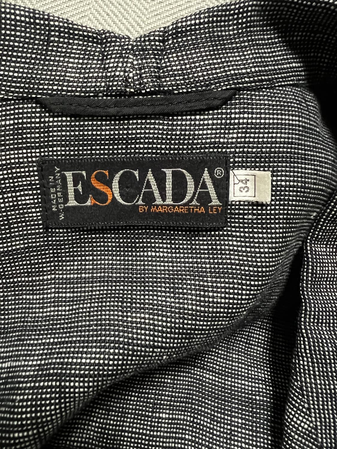 에스까다 ESCADA 롱 자켓 정품 상품이미지3
