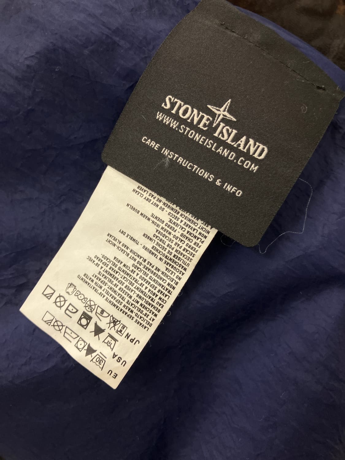 스톤아일랜드 30주년 가먼트 다잉 다운 패딩 90 상품이미지8