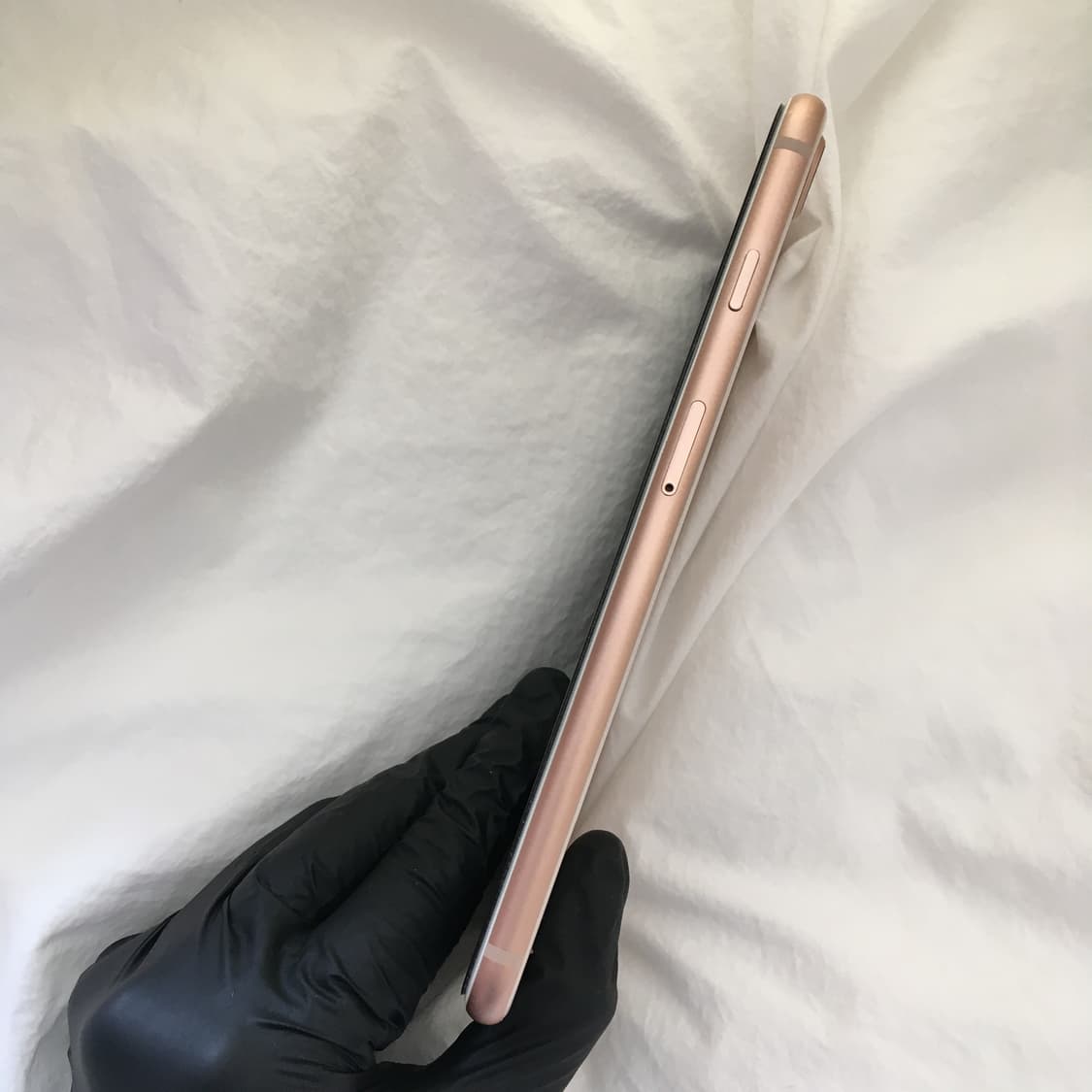 아이폰8+플러스 골드 256GB(정품 가죽케이스 포함) 상품이미지4