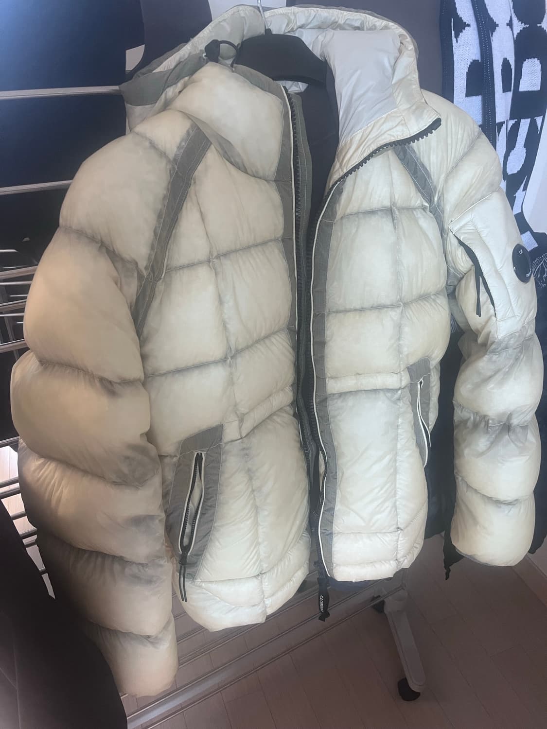 Cp컴퍼니 dd쉘 피스타치오 s 상품이미지1