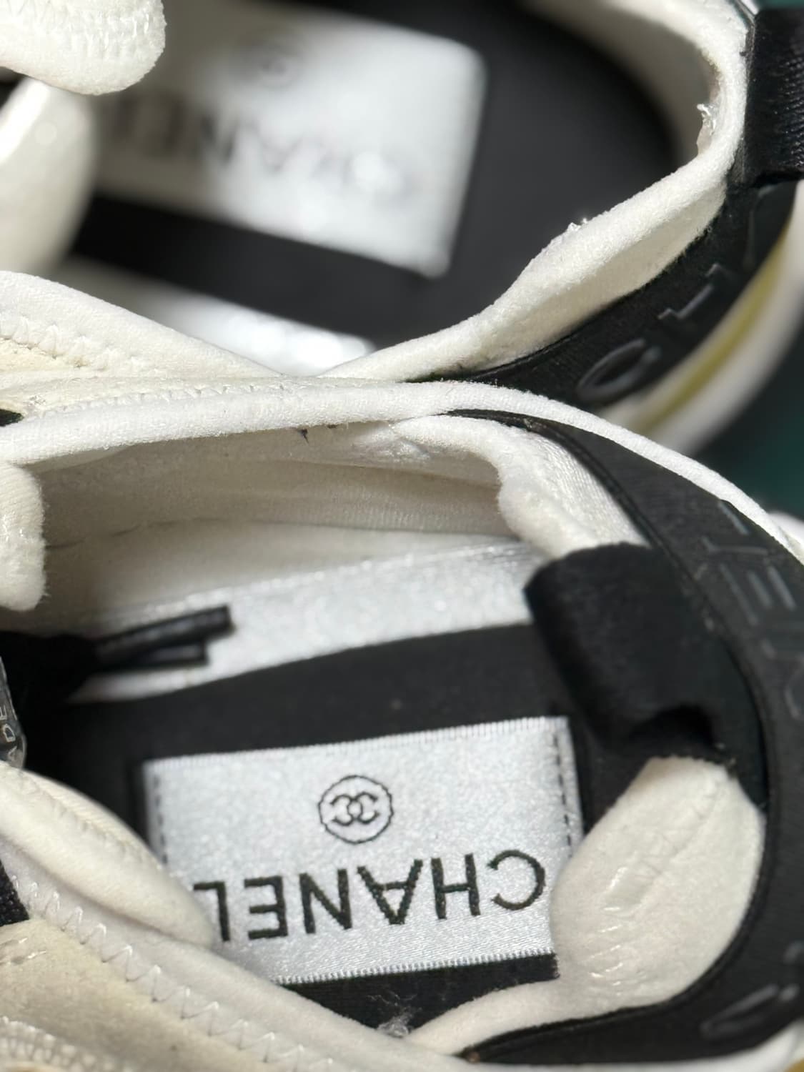 CHANEL CC Sneakers 상품이미지6