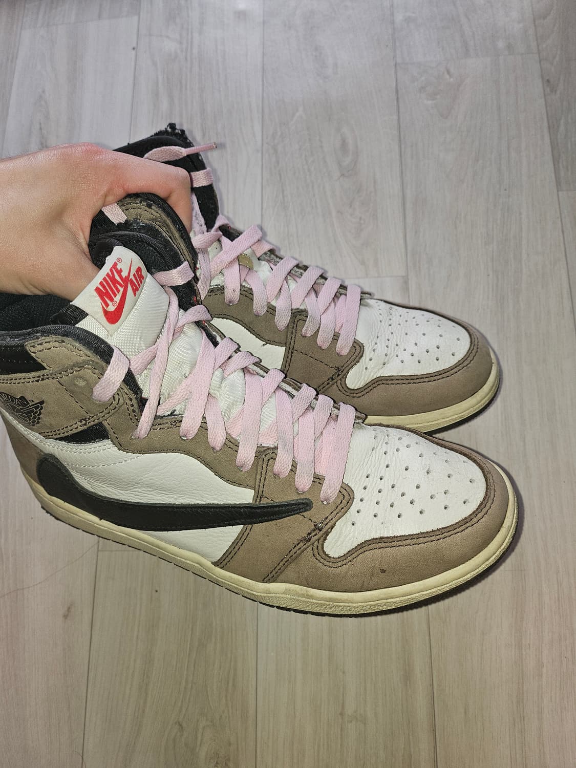 (260) 조던1 트래비스 스캇 하이 모카 상품이미지3