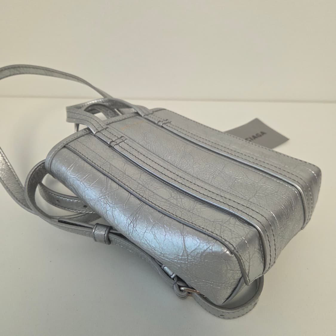 BALENCIAGA 발렌시아가 정품 폰홀더백 미니 크로스백 토트 숄더백 상품이미지5