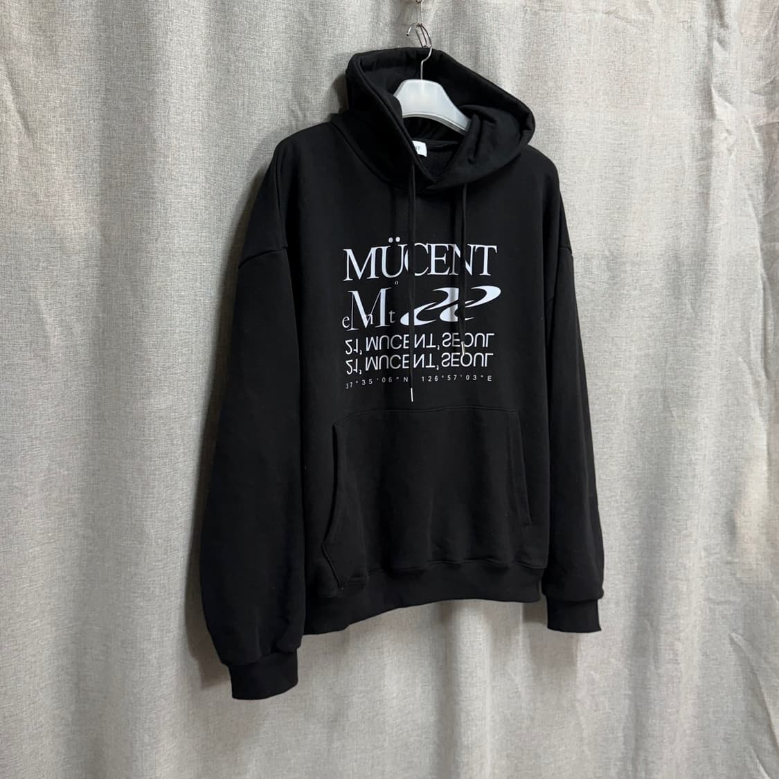 [루즈핏] 무센트 MUCENT 블랙 긴팔 후드티 상품이미지2