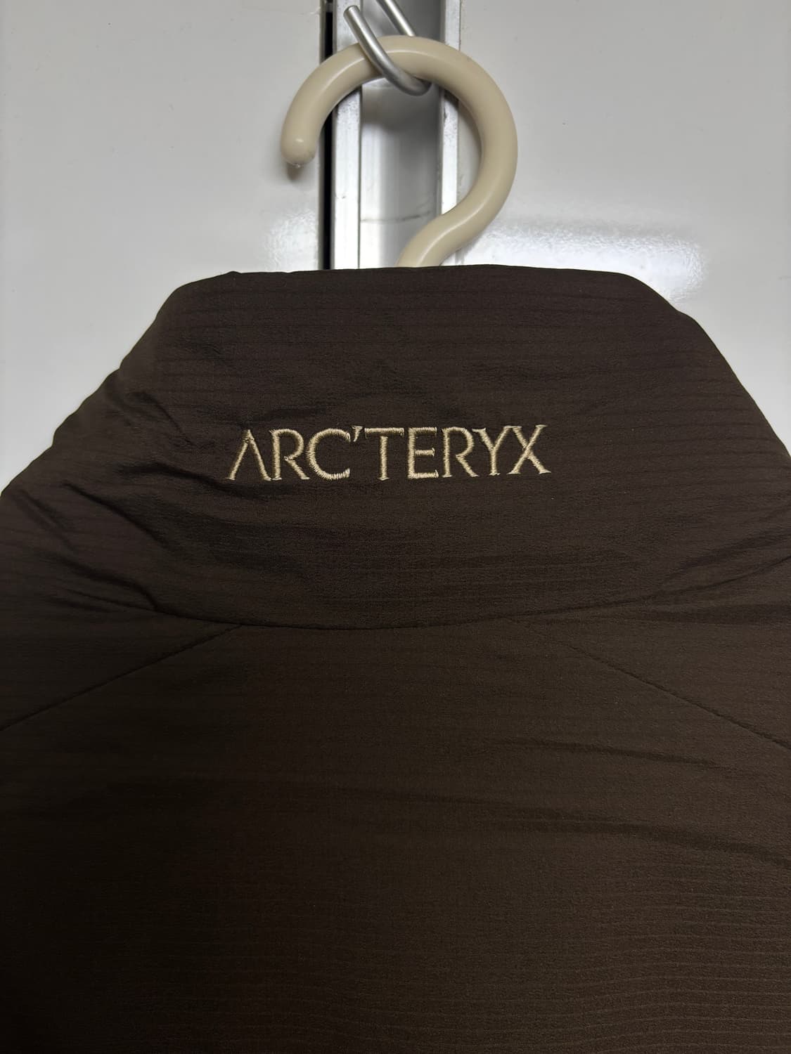 [새상품, XL] 아크테릭스 아톰SV 자켓 초콜렛 브라운 상품이미지5