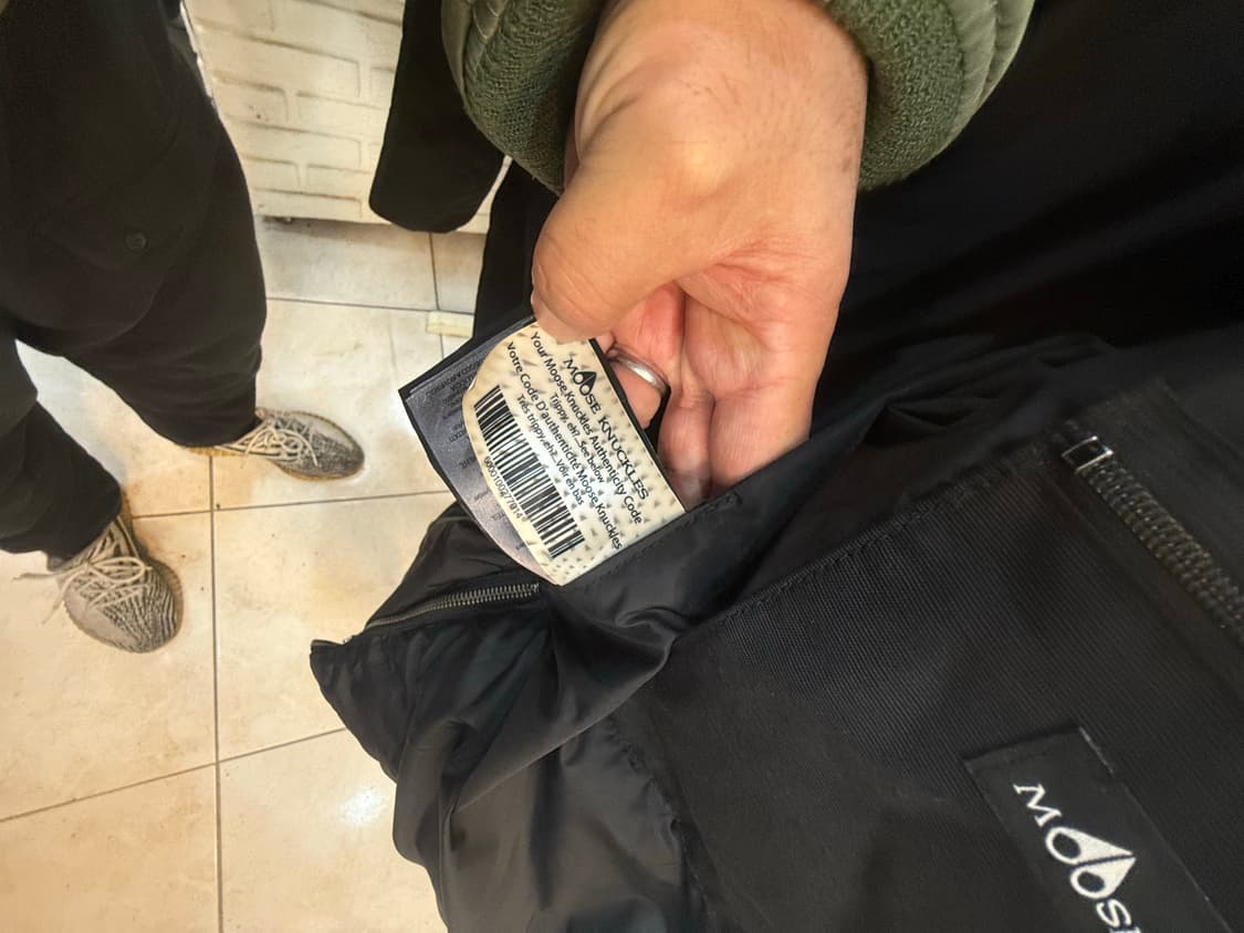 105 정품 무스너클 쓰리쿼터 패딩 팝니다 상품이미지7