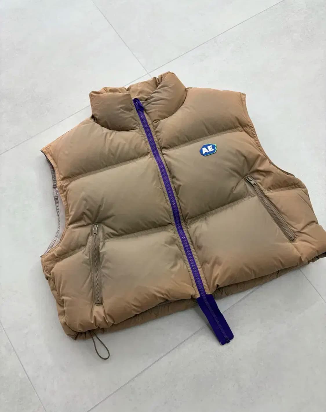 OS) 아더에러 패딩베스트 Stone logo puffer vest 상품이미지1