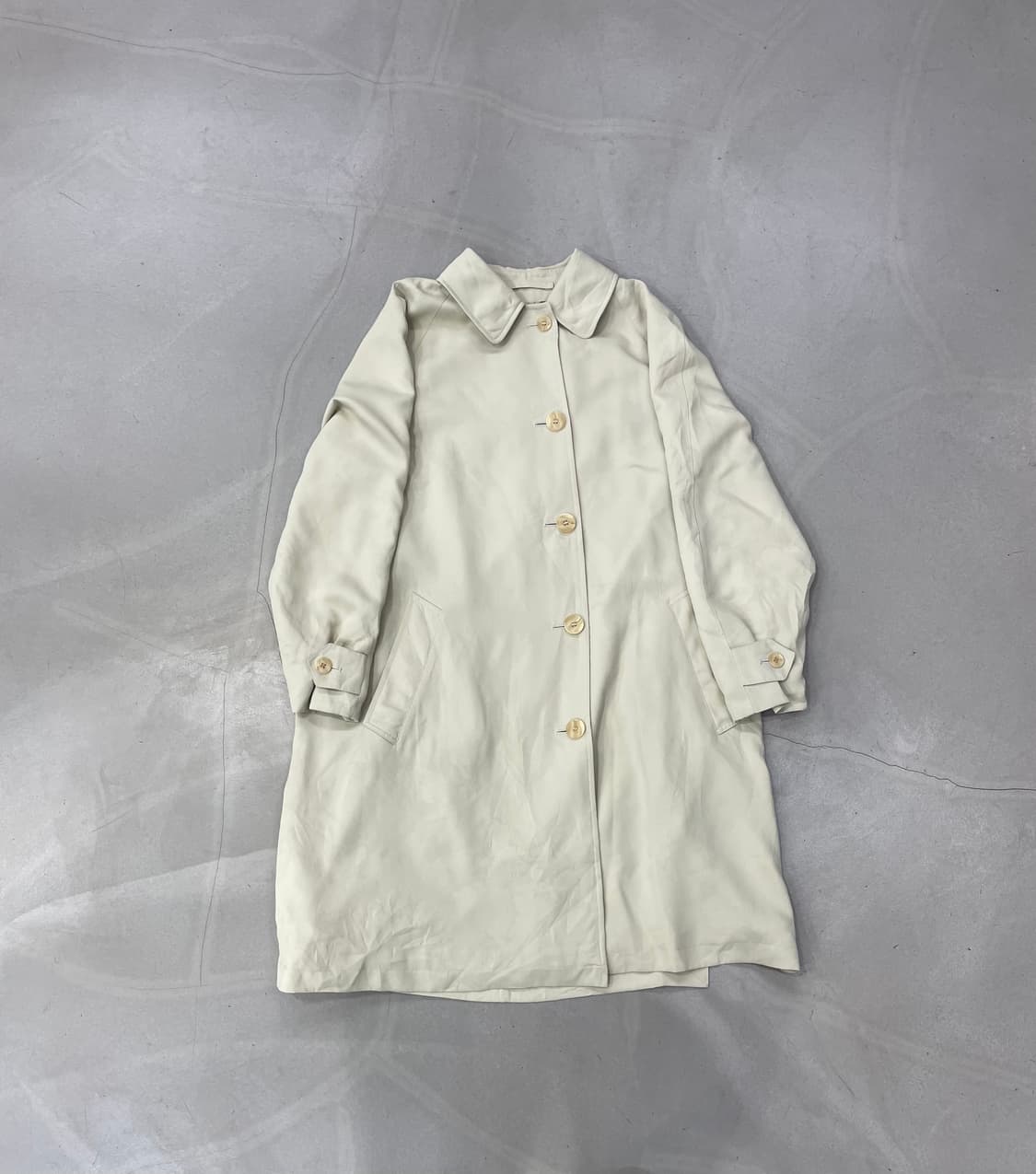 버버리 트렌치코트 아이보리 상품이미지1