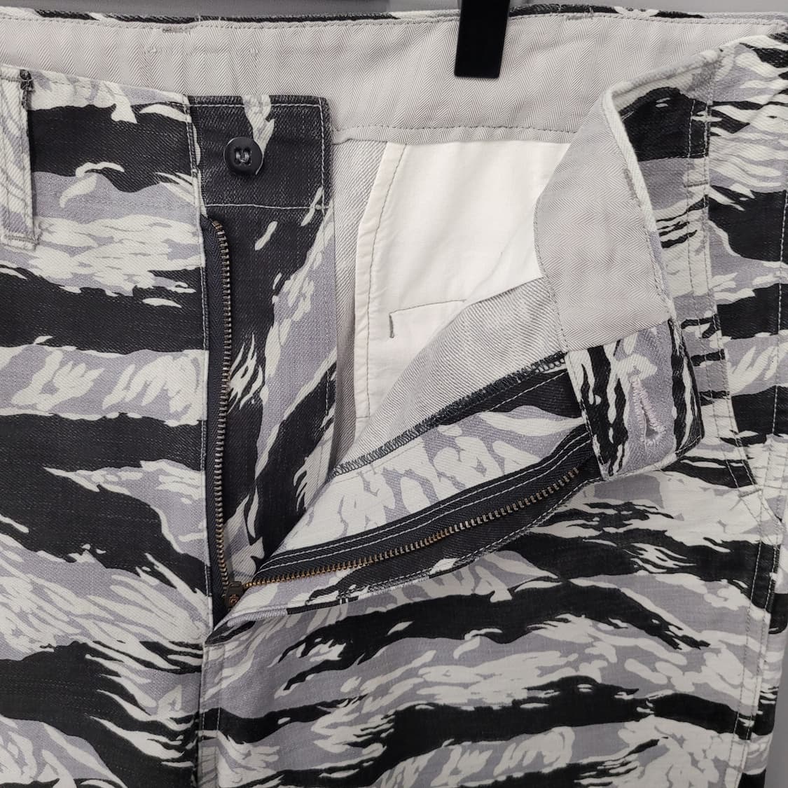빈티지 타이거 카모 워크 쇼츠 팬츠 블랙/화이트 상품이미지3