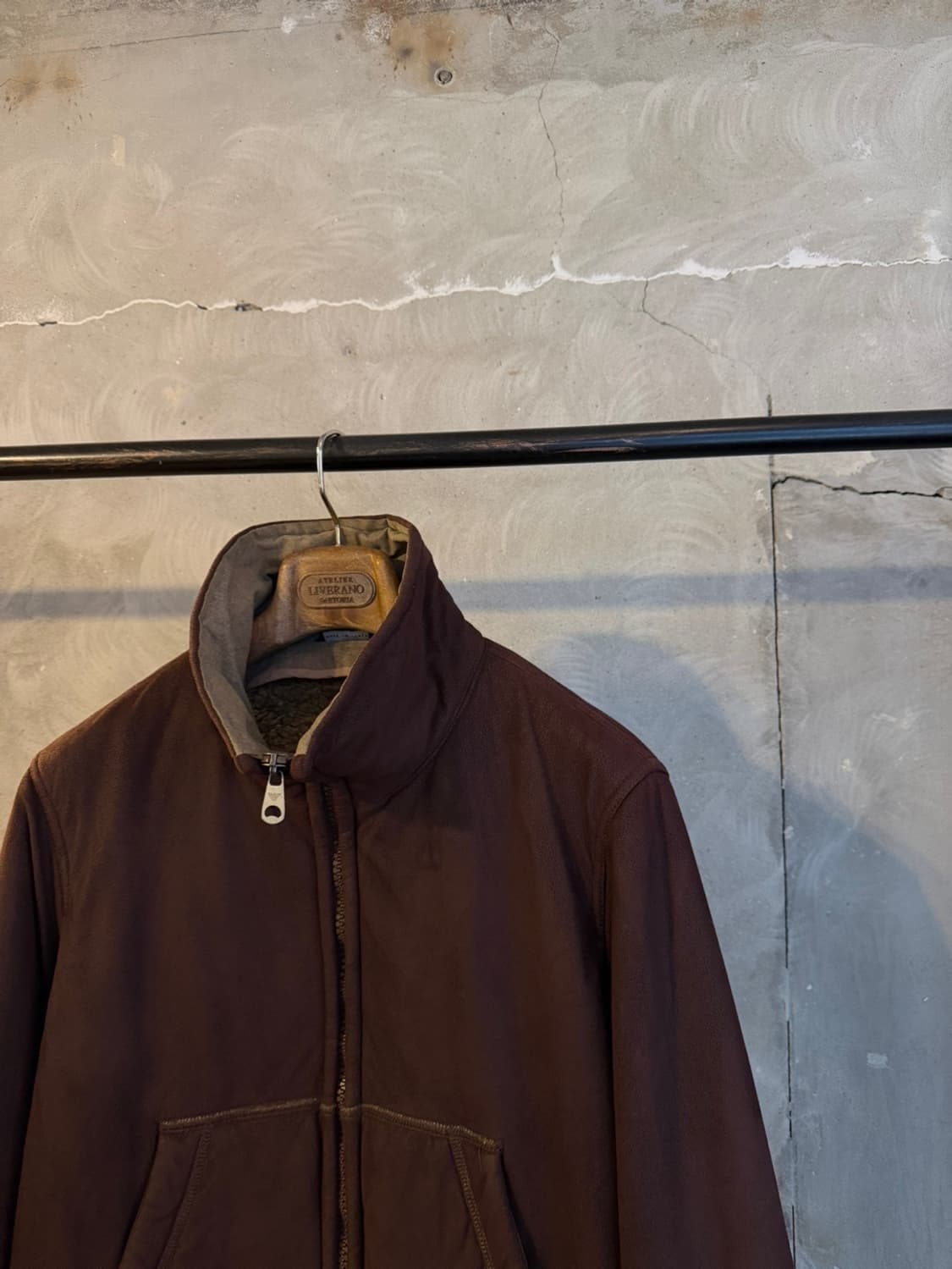 엠포리오 아르마니 시어링 클래식 스웨이드 레더 블루종 100 상품이미지5