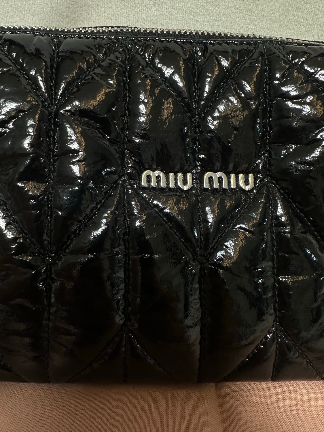 [SA 정품] 미우미우 마테라쎄 스피릿 호보백 상품이미지4