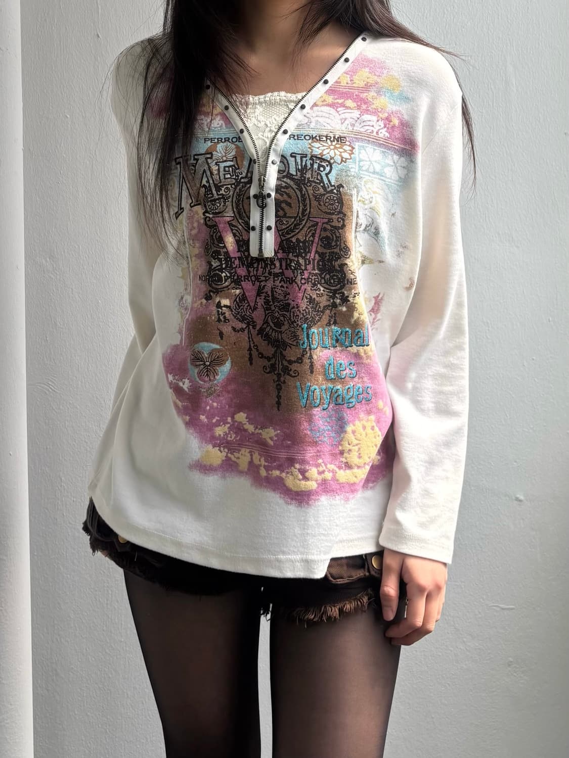 Vintage Ivory Graphic Long Sleeve  상품이미지2