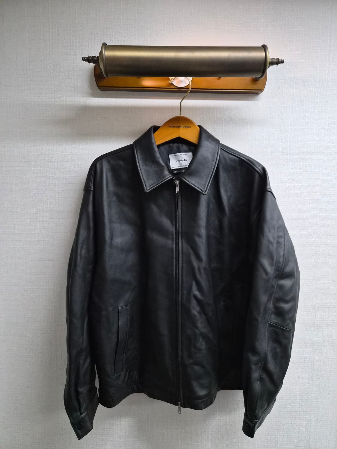 L/110) 비바스튜디오 싱글 레더자켓 팝니다 상품이미지1