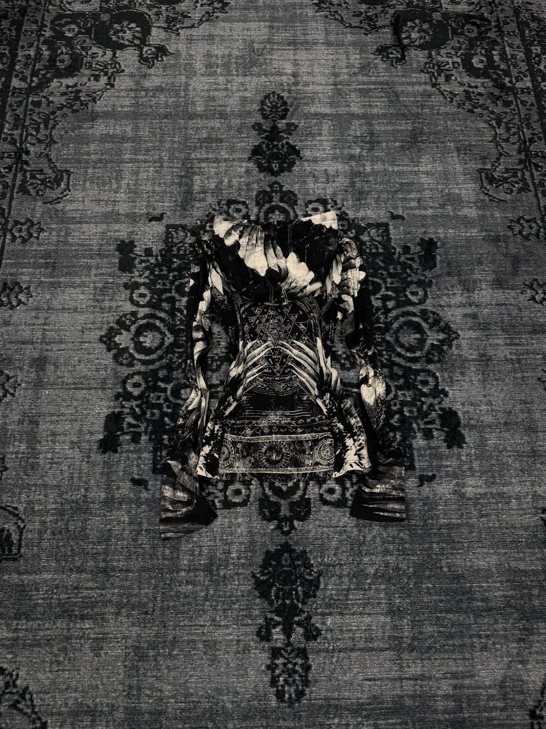 No id 00s archive dark gothic full print 상품이미지6