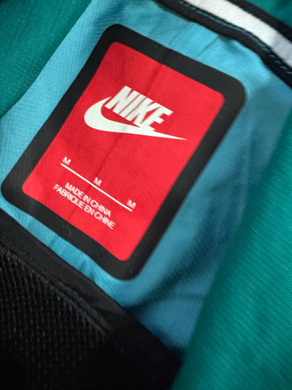 나이키 테크팩 하이퍼매쉬 윈드러너 후드 바람막이 M 상품이미지4