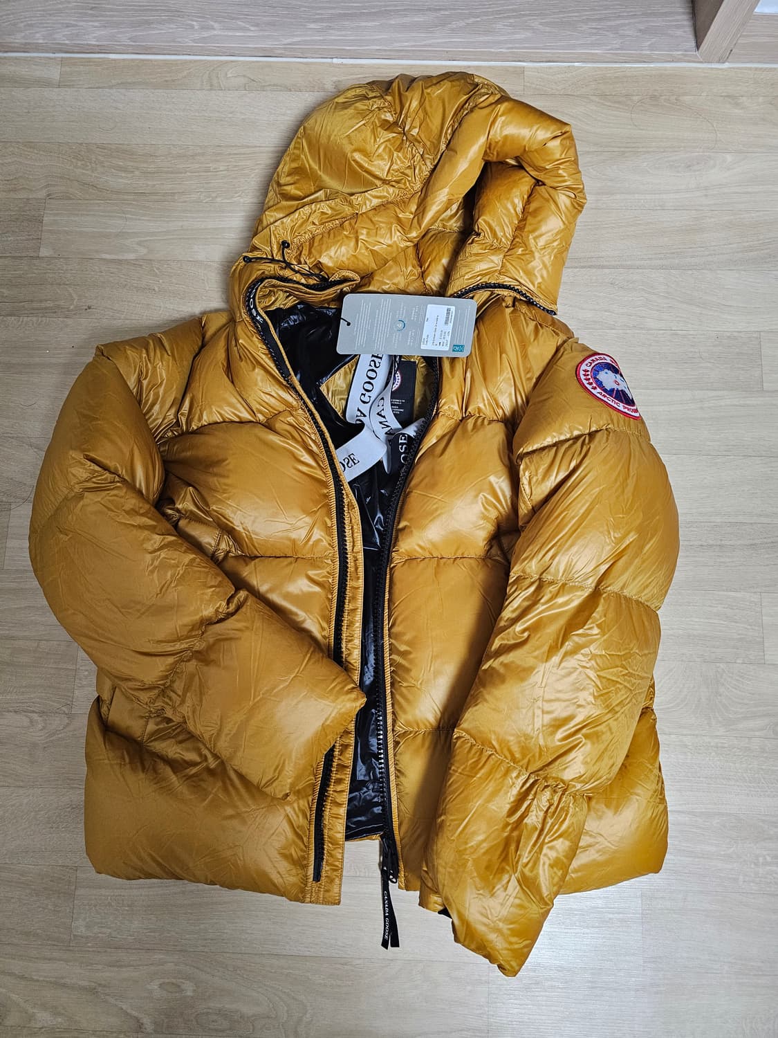 캐나다구스 크로프턴 미듐 패딩 엠블골드 새제품 상품이미지1