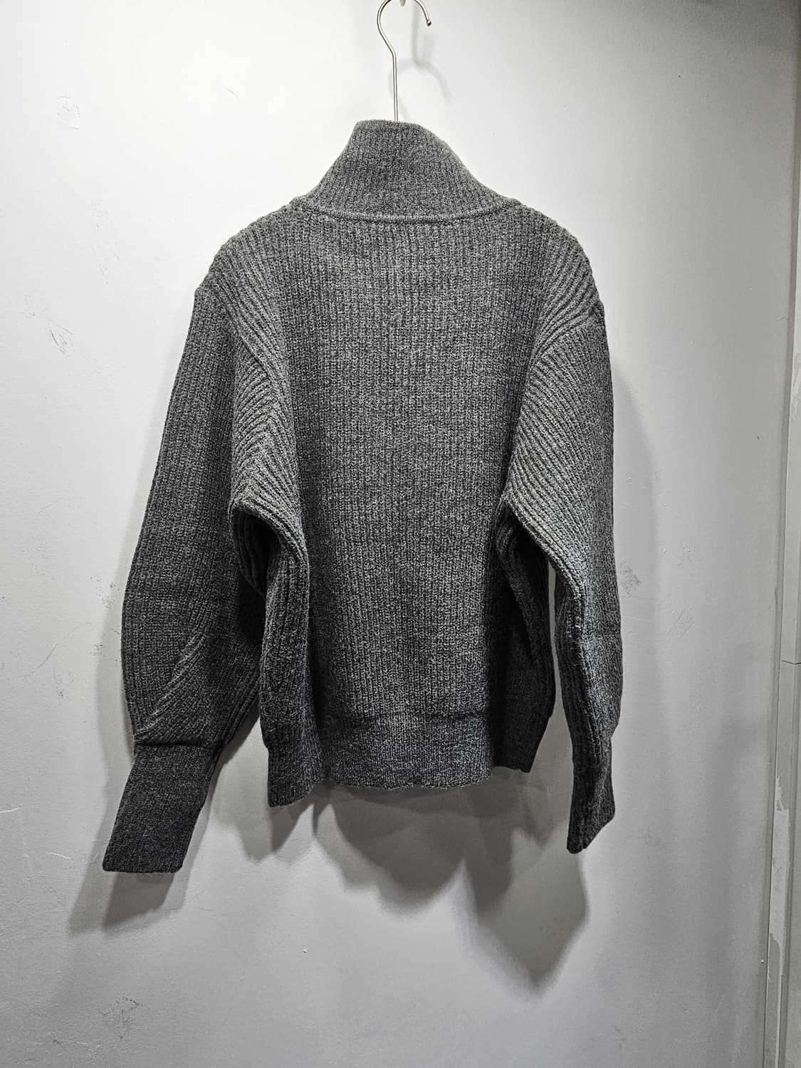 도톰 회색 니트 가디건 상품이미지10