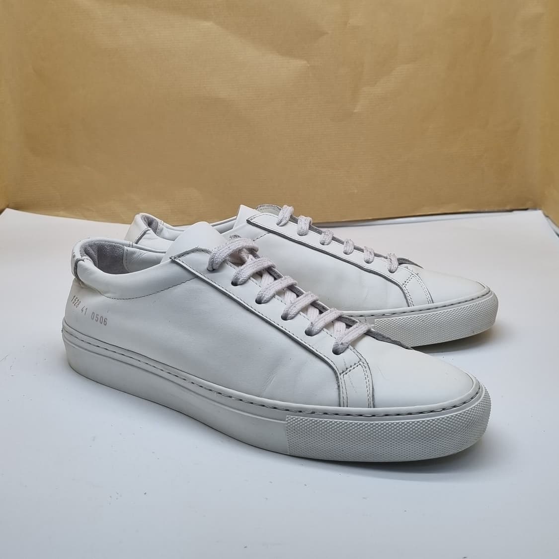 커먼프로젝트 남성스니커즈260. 상품이미지1