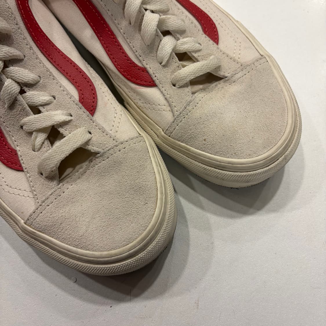 [265] 반스 스타일 36 베이지/레드 스니커즈 상품이미지3