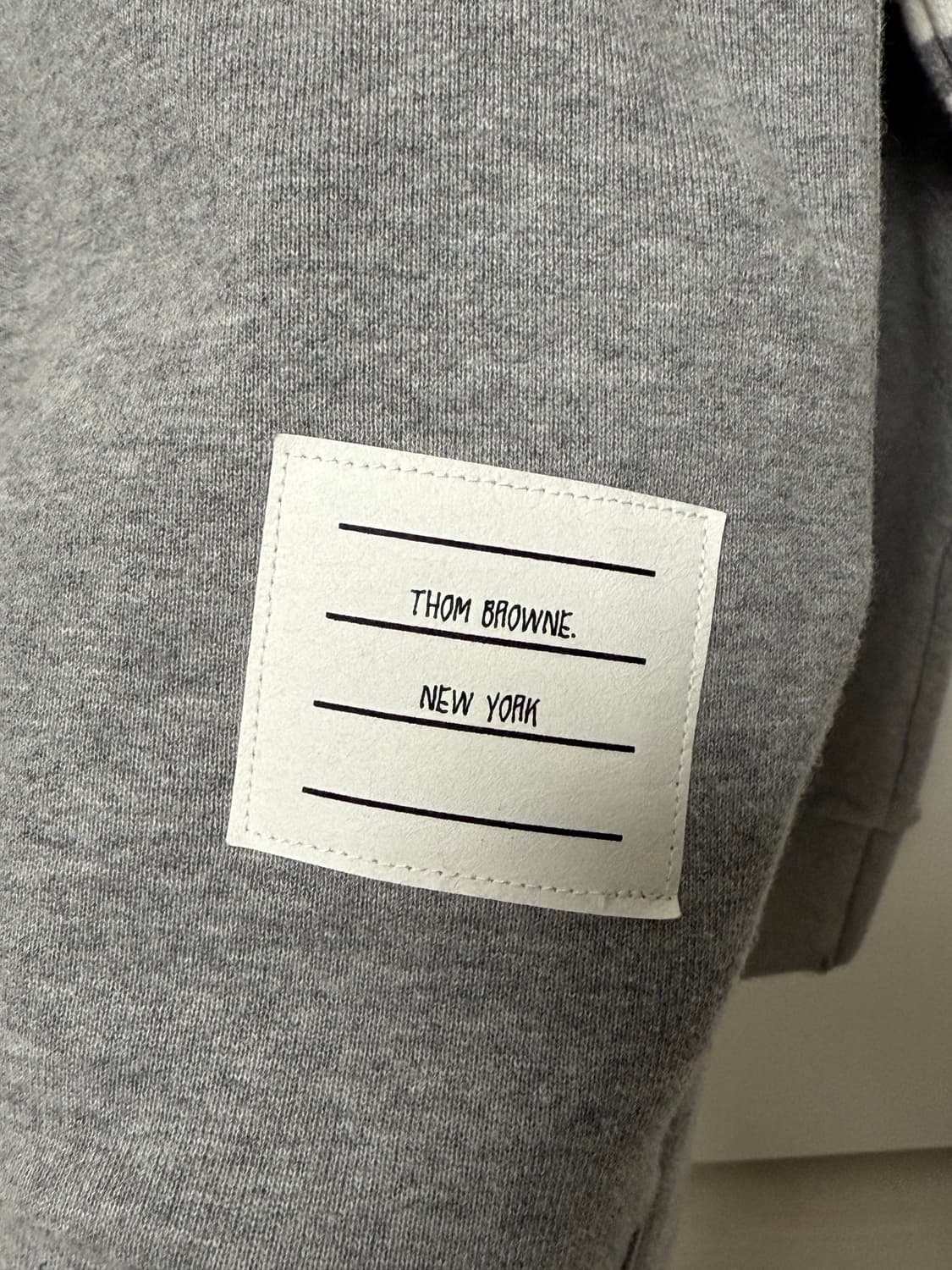 톰브라운 여성 맨투맨 42size 상품이미지5