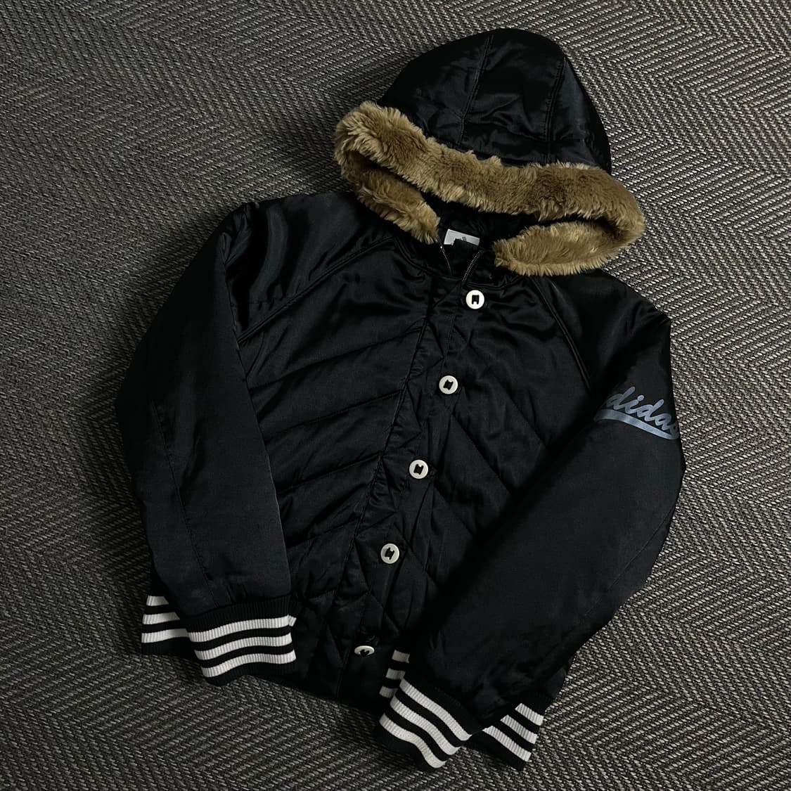 아디다스 y2k 크롭 퍼 패디드 후드 점퍼y 4370 상품이미지1