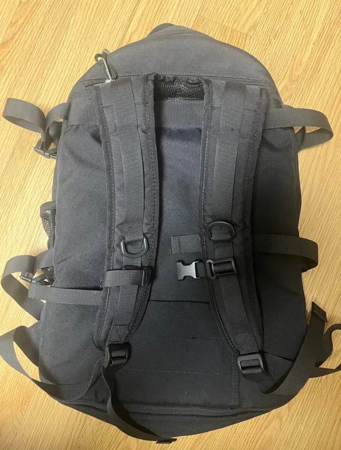 벤데이비스 백팩 블랙 40L 상품이미지3