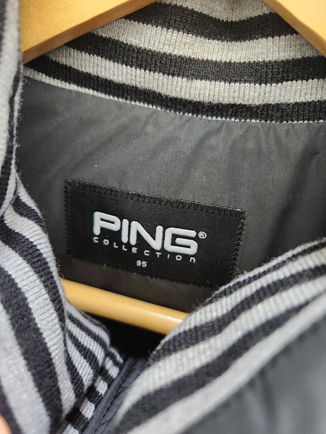 PING 여성 블랙 퀼팅 경량패딩+ 하운즈투스 소매 상품이미지4