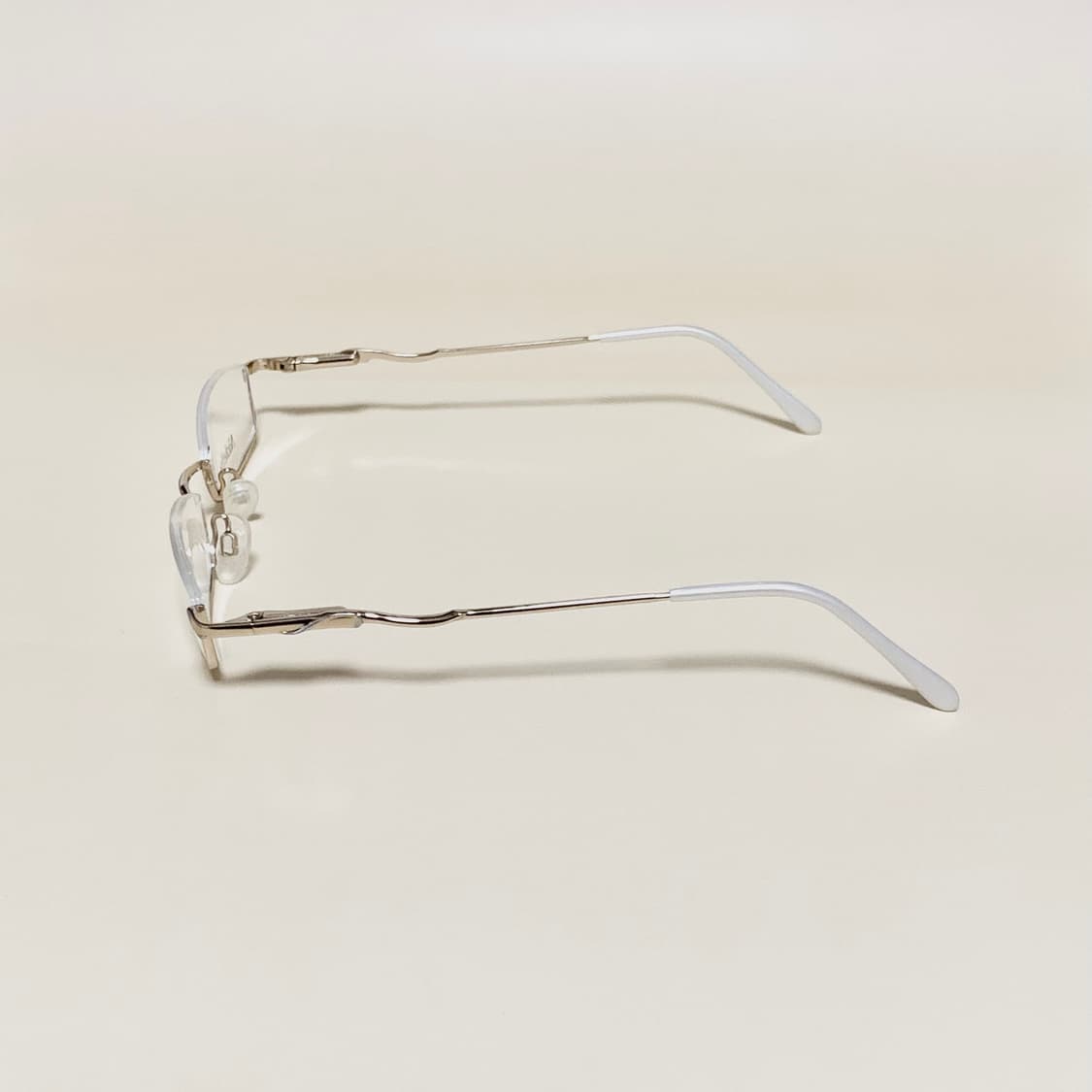 874 슬림 직사각 역반무테 안경 실버 메탈 니켈프리 초경량 데드스탁 상품이미지4