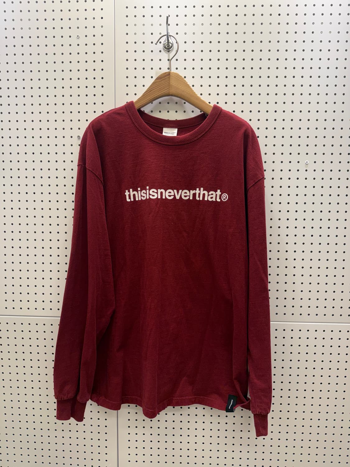디스이즈네버댓 레드 빅로고 롱슬리브 U359 상품이미지2