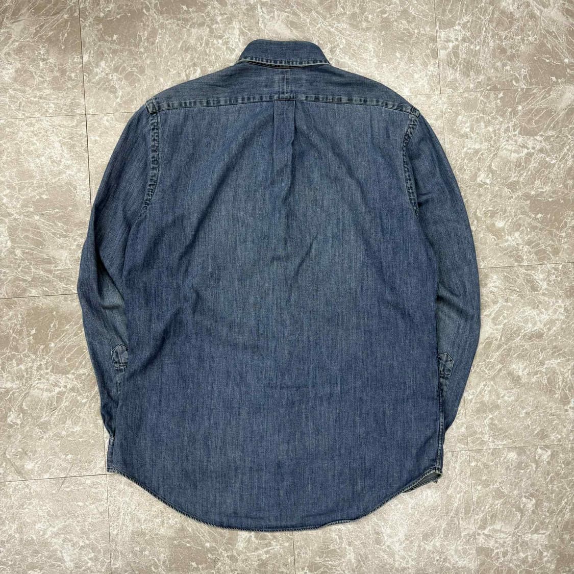 폴로 랄프로렌 신형 샴브레이 맨즈라인 클래식핏 셔츠(M) 상품이미지2