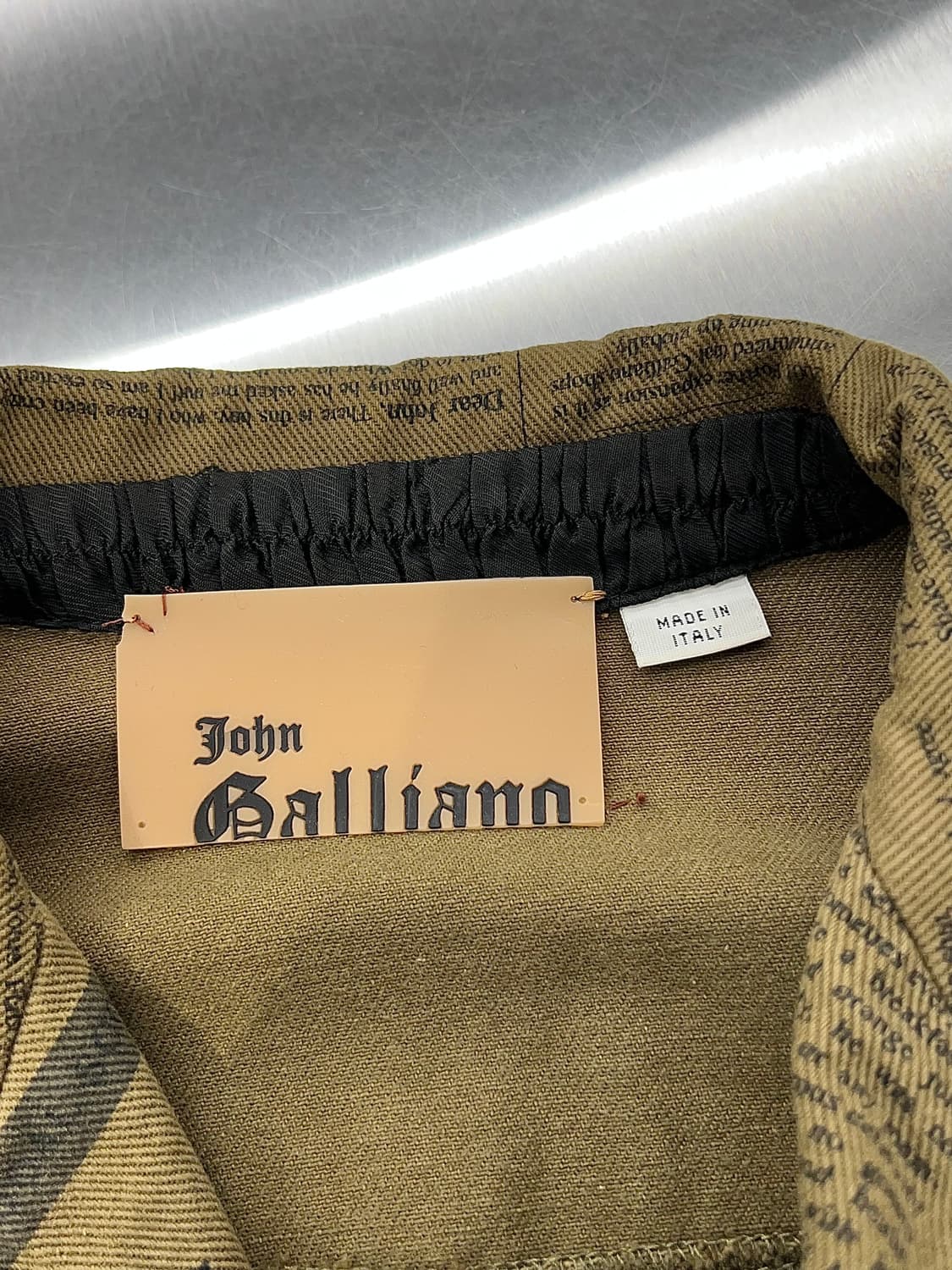 존 갈리아노 07ss 뉴스페이퍼 가제트 프린팅 커프스 데님 자켓 상품이미지7