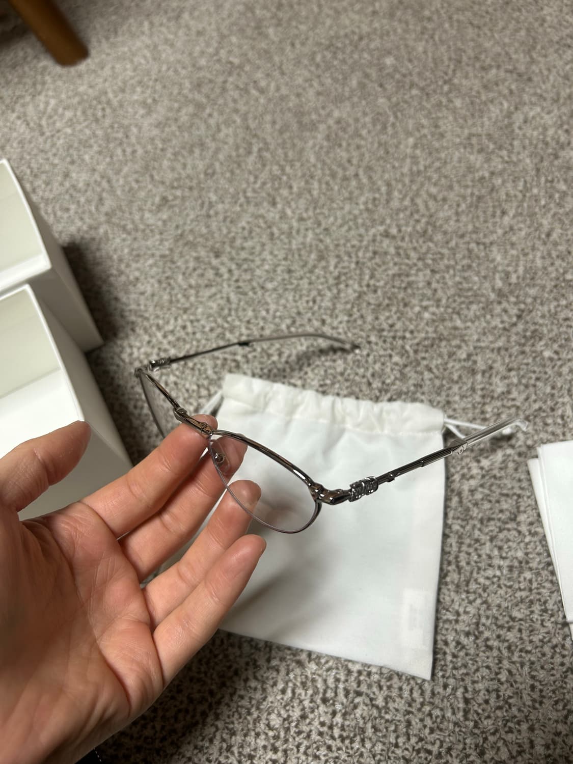 젠틀몬스터 큐비트 02 실버 클리어 상품이미지7