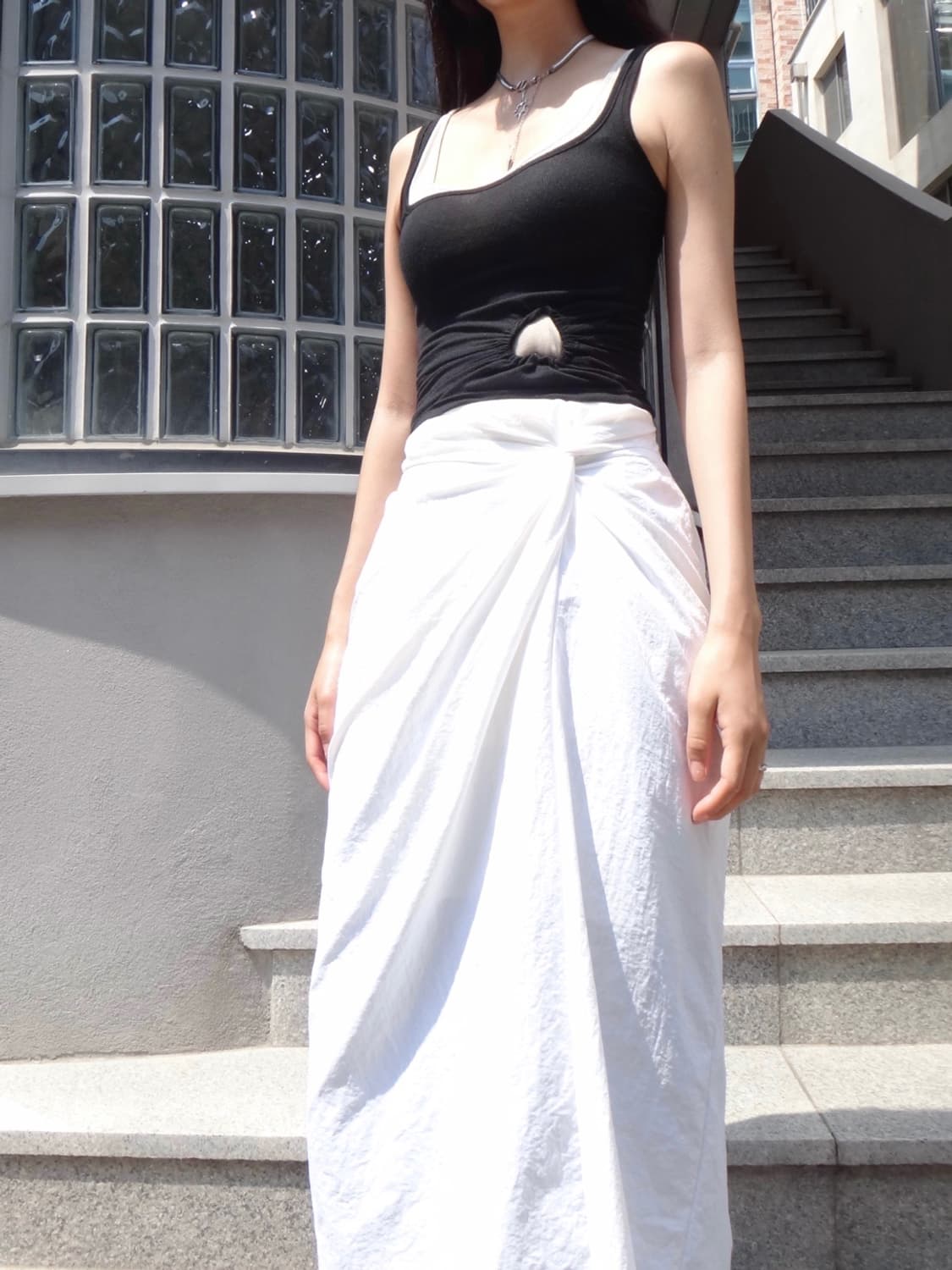Mini heart sleeveless / black 상품이미지3