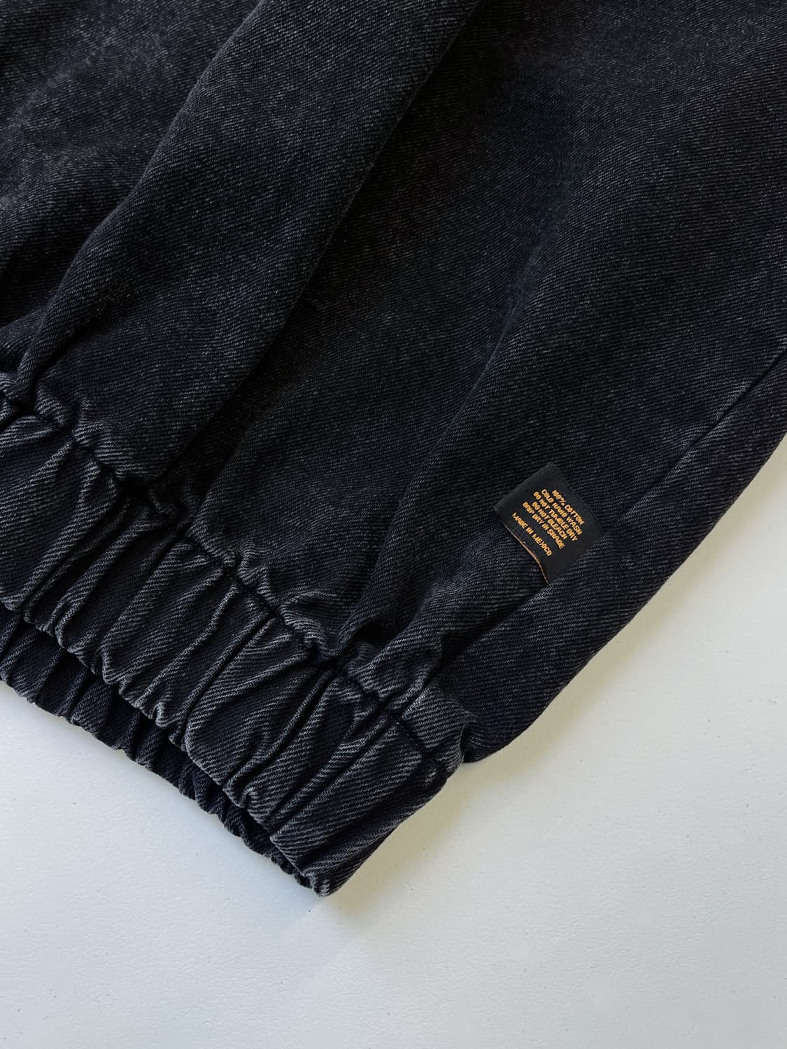 리버럴 유스 미니스트리 올드 잉글리쉬 데님 워시드 후드티 상품이미지5