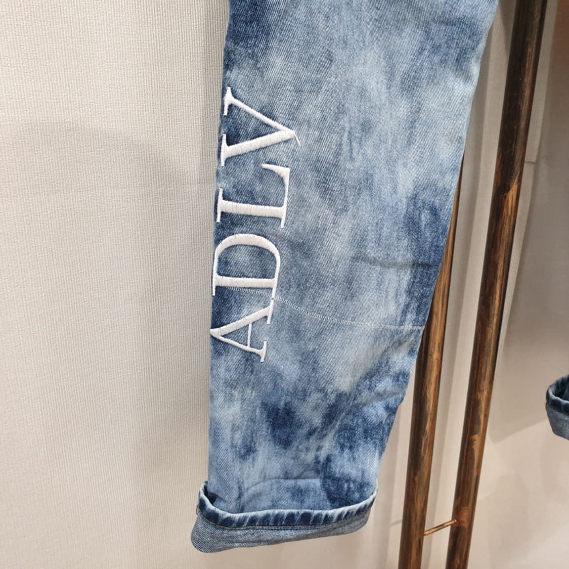 (JJ29194)ADLV 아크매드라비 청바지 2(28)

 상품이미지5