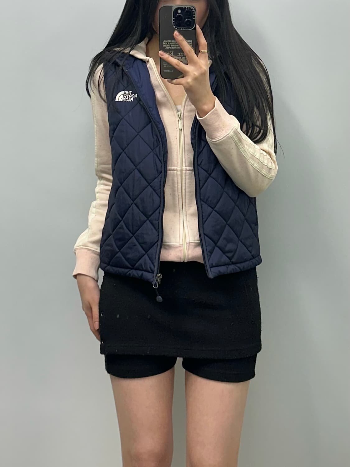 노스페이스 자수로고 후드 퀼팅 조끼패딩 상품이미지2