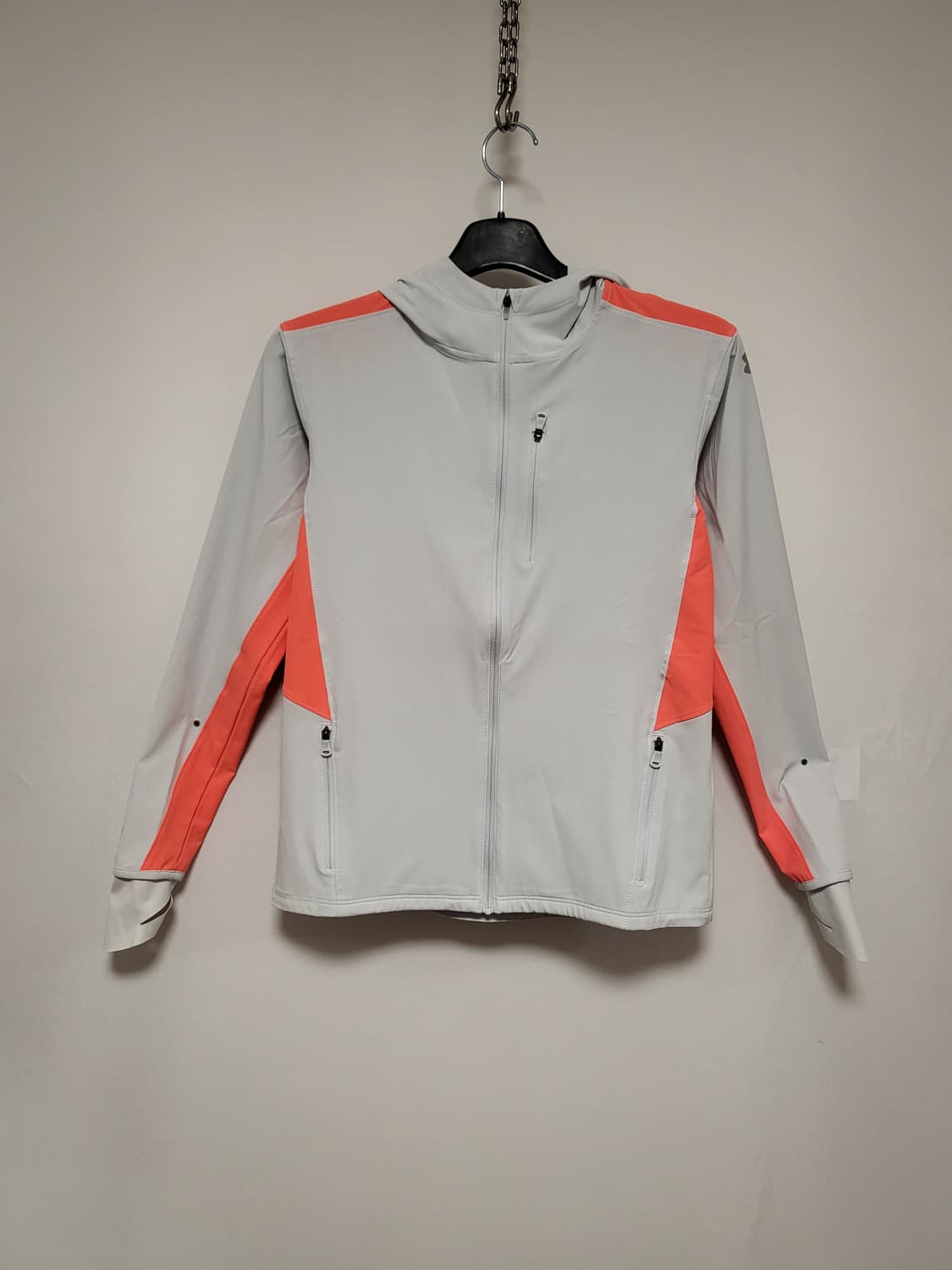 언더아머 여성용 아웃런 더스톰 후드자켓 상품이미지1