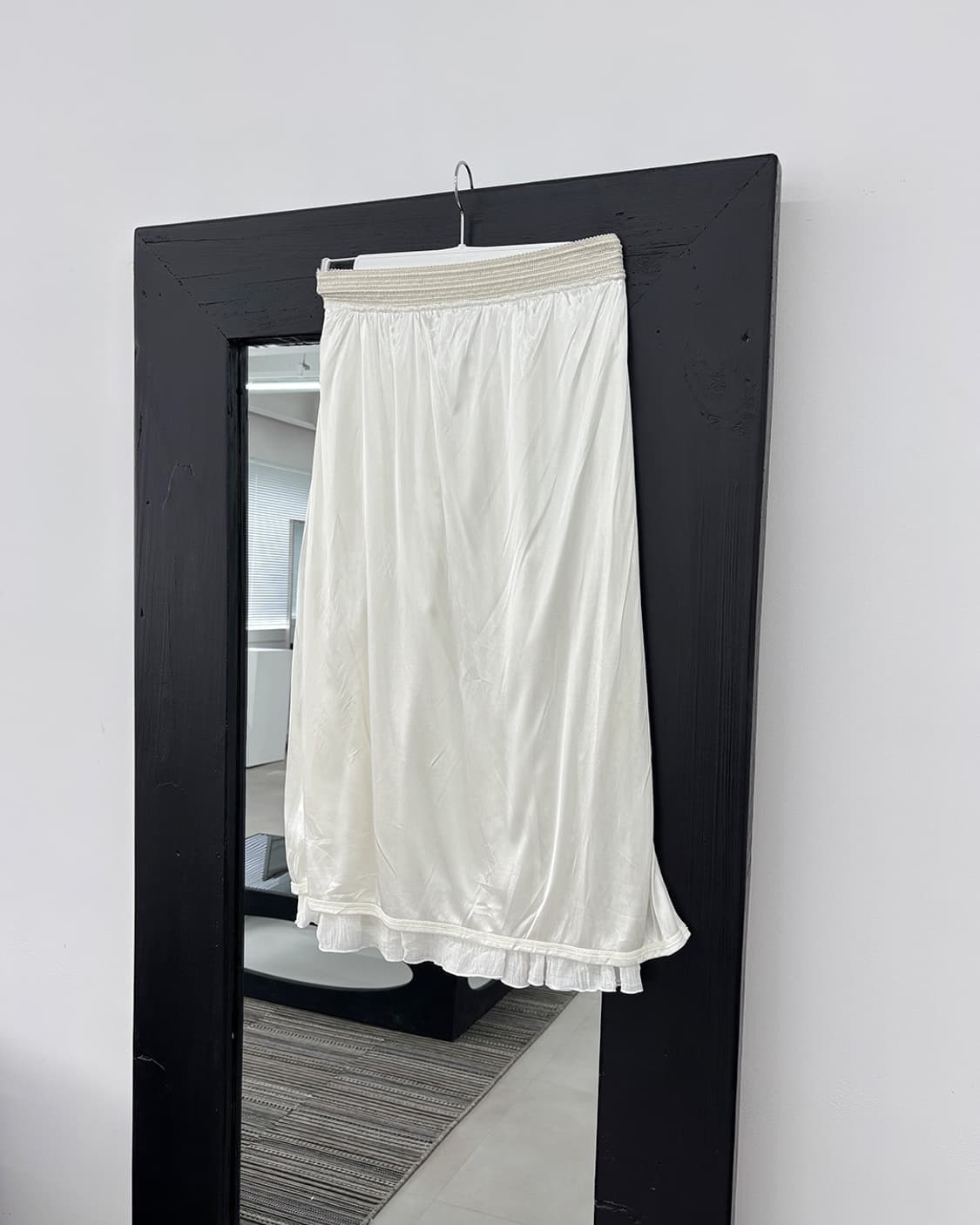 ethnic banding creamy texture long skirt 상품이미지3