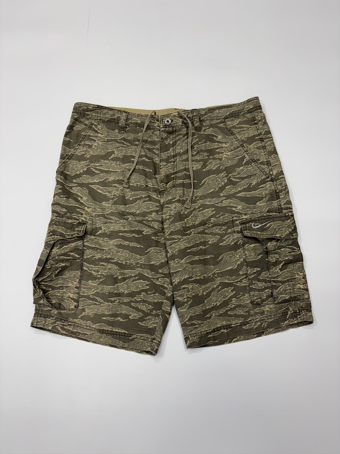 2XL Nike 나이키 타이거 카모 카고 쇼츠 반바지 상품이미지1