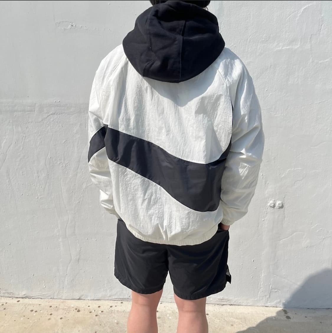 새상품_(XL)나이키 스우시 우븐 자켓 화이트/블랙(DV0531-133) 상품이미지5